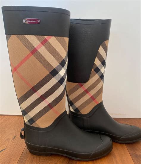 burberry gummistiefel preise|Burberry Gummistiefel » Kaufen Sie + 8 Produkte online.